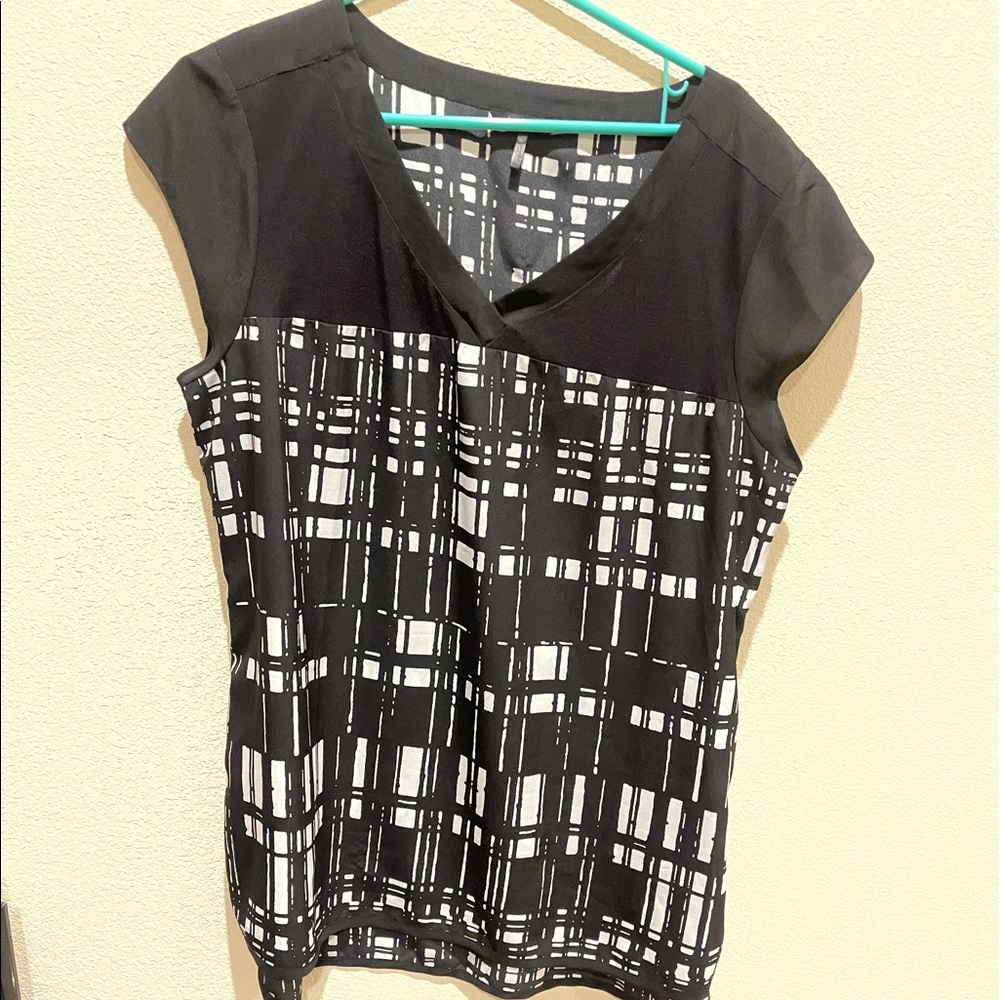 Dress barn women’s shirt xl